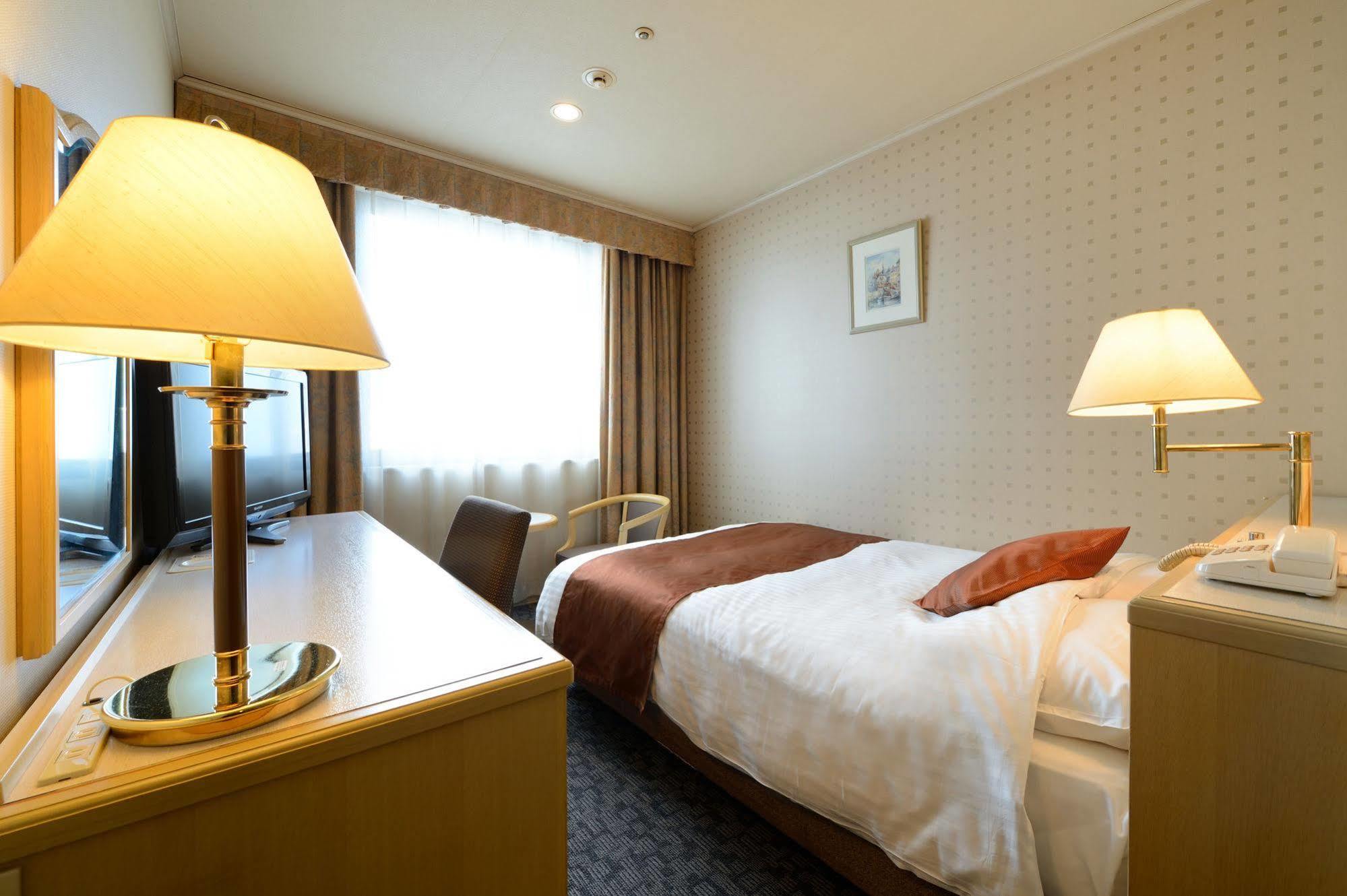 Hotel Jal City Sendai Exteriör bild