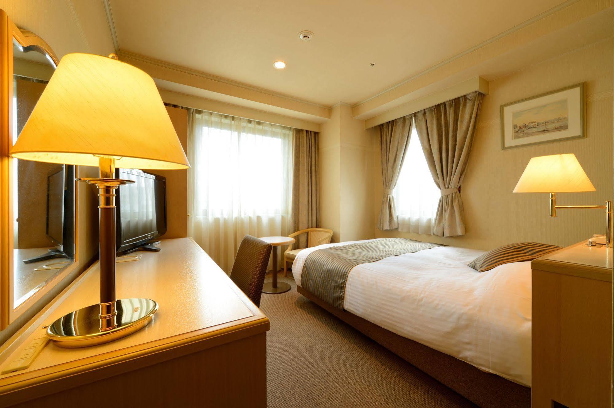 Hotel Jal City Sendai Exteriör bild